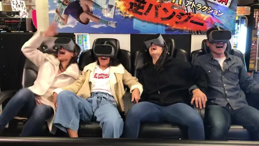 折れ対策あり　Halloween Night シャロ SP ピンク　新裁断 RED° TOKYO TOWER 通信｜2025 年 11 月号 秋のワクワクが止まら